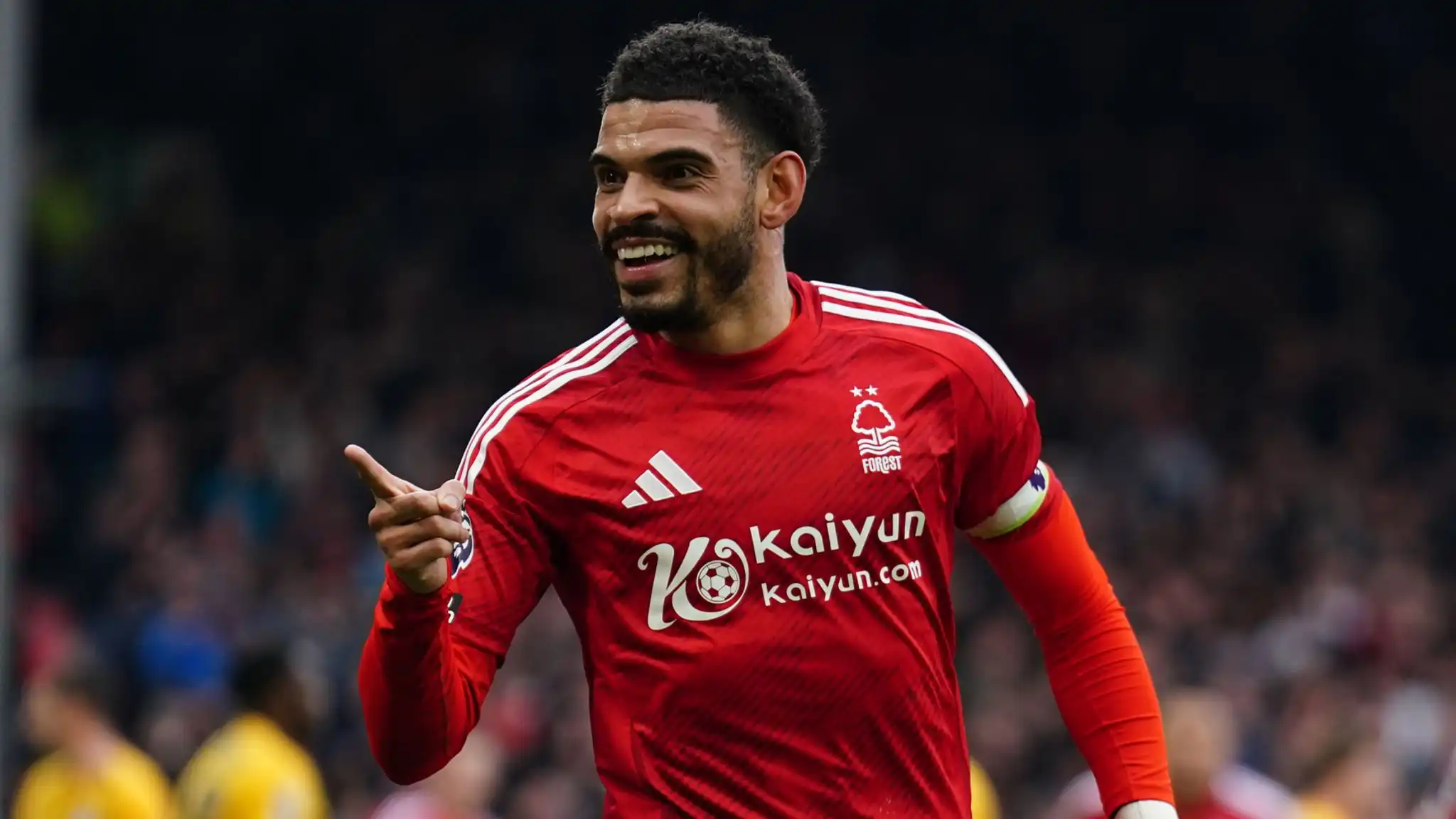 Morgan Gibbs-White có 16 bàn và 6 kiến tạo mùa này Morgan Gibbs-White có 16 bàn và 6 kiến tạo mùa này